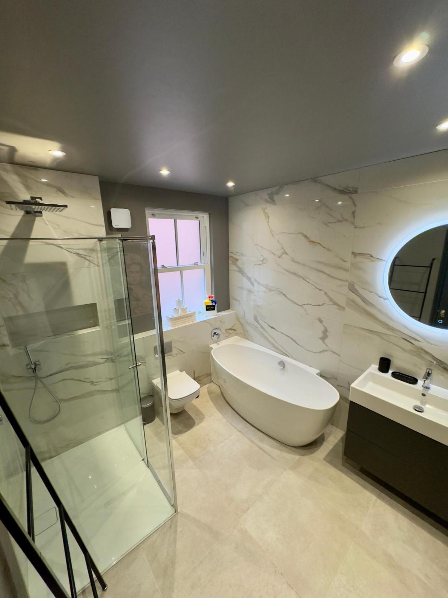 شقة Romeo'S Arch High End Luxury In Centre Of Stratford With Parking المظهر الخارجي الصورة