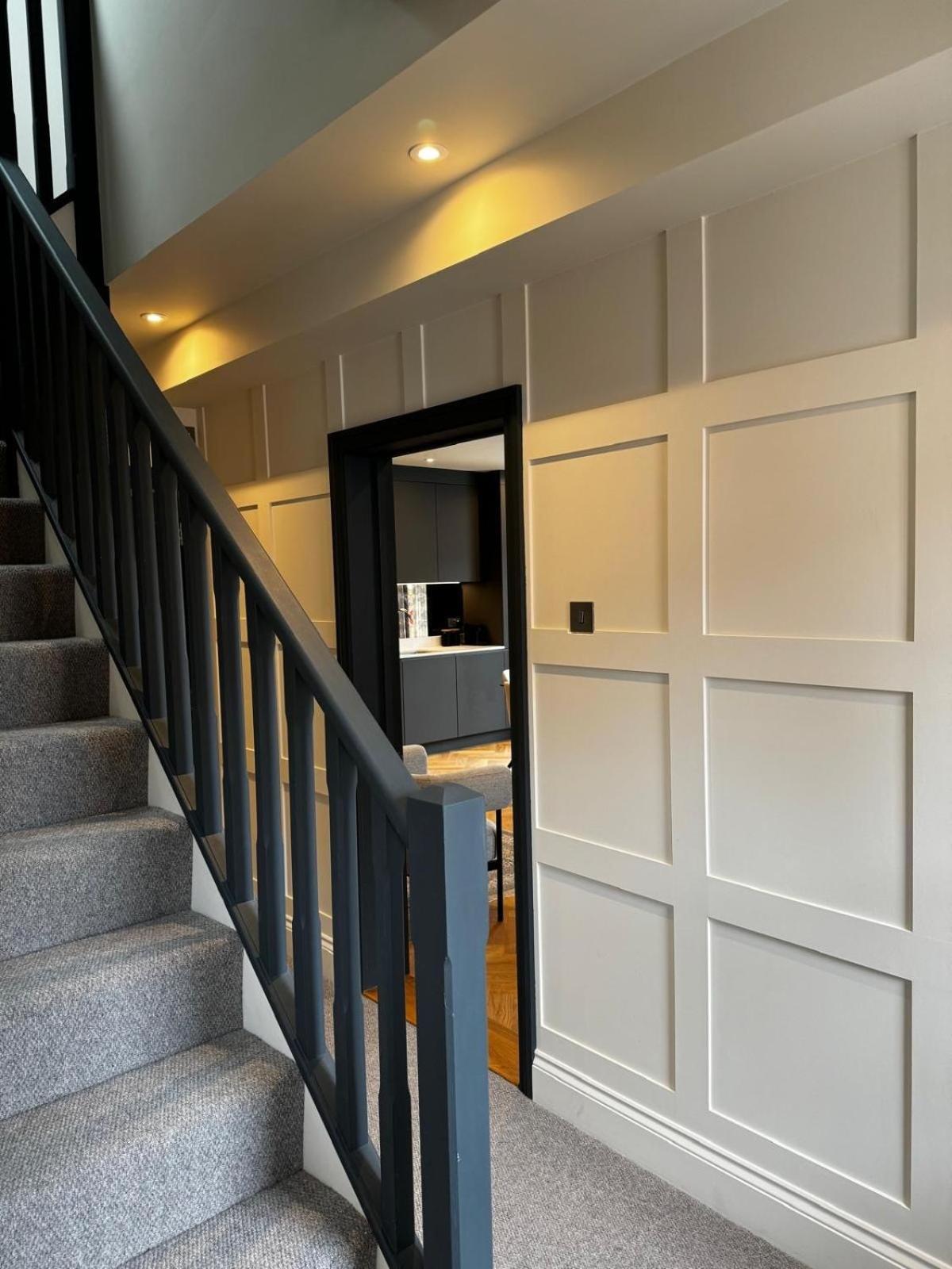 شقة Romeo'S Arch High End Luxury In Centre Of Stratford With Parking المظهر الخارجي الصورة
